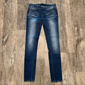 Buckle Black Fit No. 23 Dark Wash Denim Skinny Jeans in Size 28